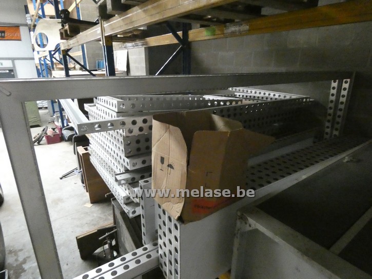 Panelen voor standenbouw