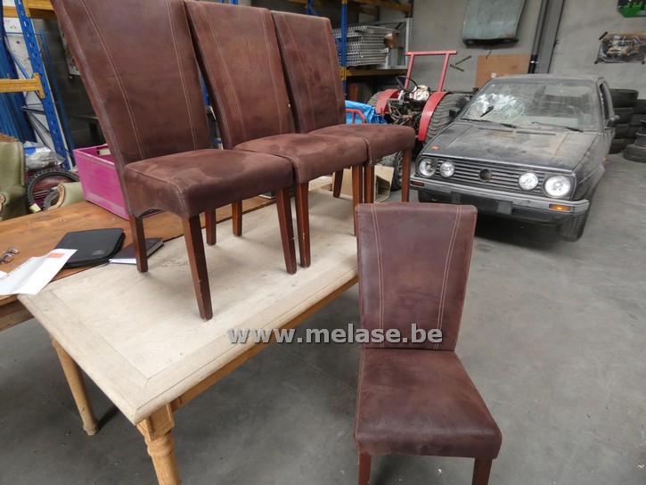 Stoelen "bruin alcantara"