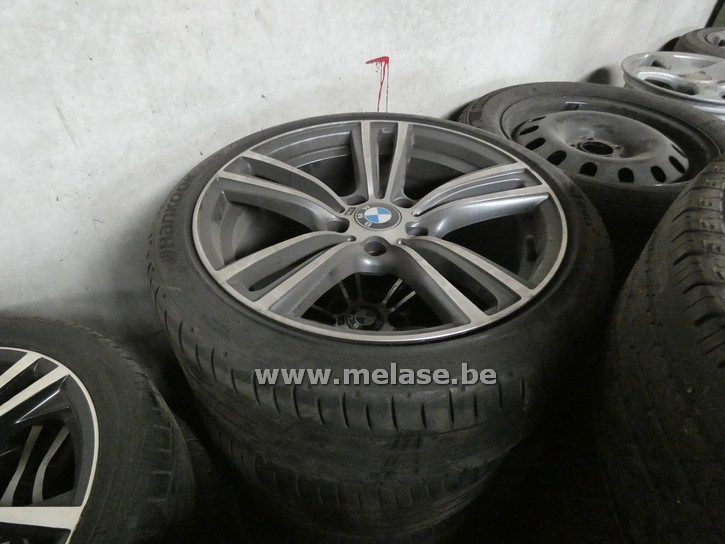 Banden met velg "Hangkook"