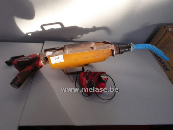 Lijm/mortelspuit "Milwaukee"