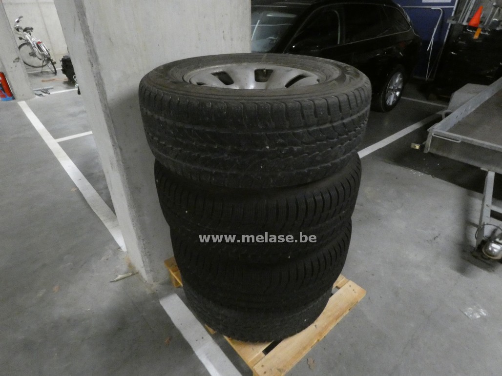 Winterbanden met velg