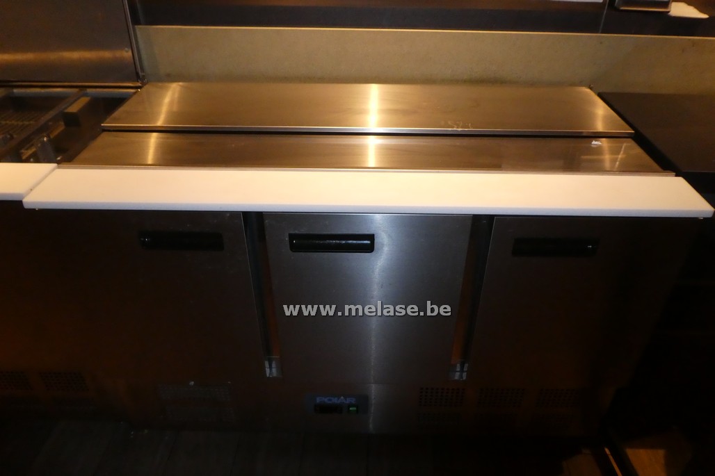 Saladebar op wielen "Polar"