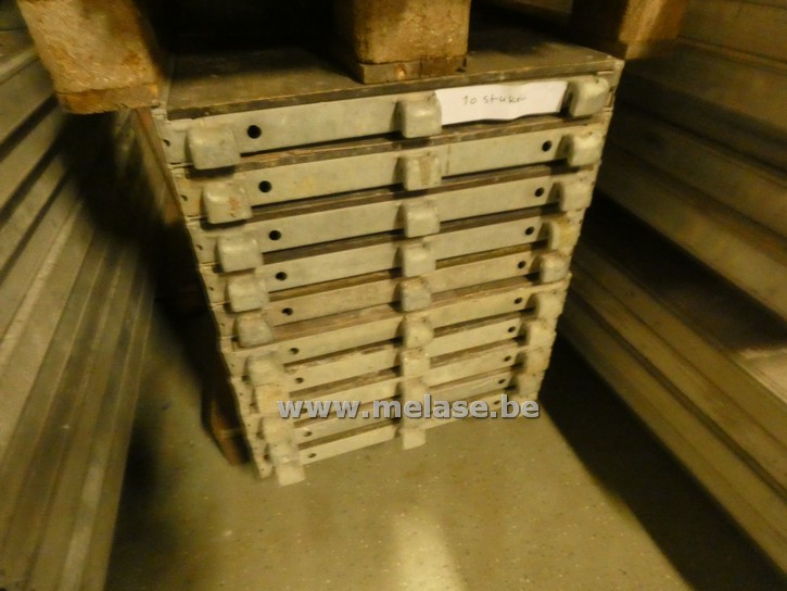 Robuust vlonder U-oplegging