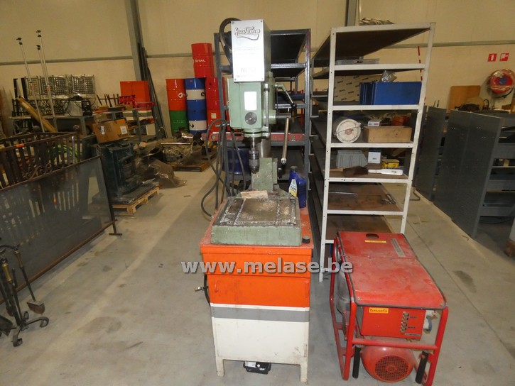 Kolomboormachine "Huvema"