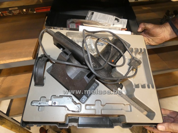 Bandschuurmachine "Black & Decker"