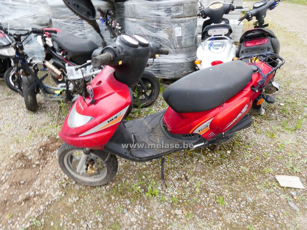 Rode scooter "TGB 104T"