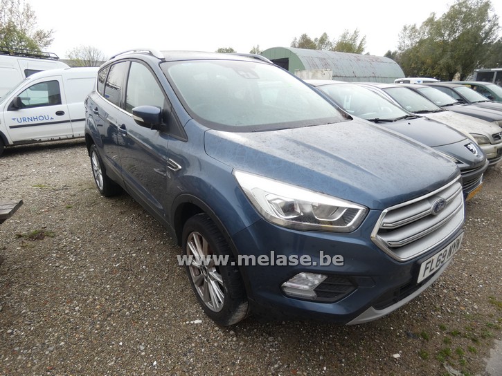 Ford Kuga "blauw"