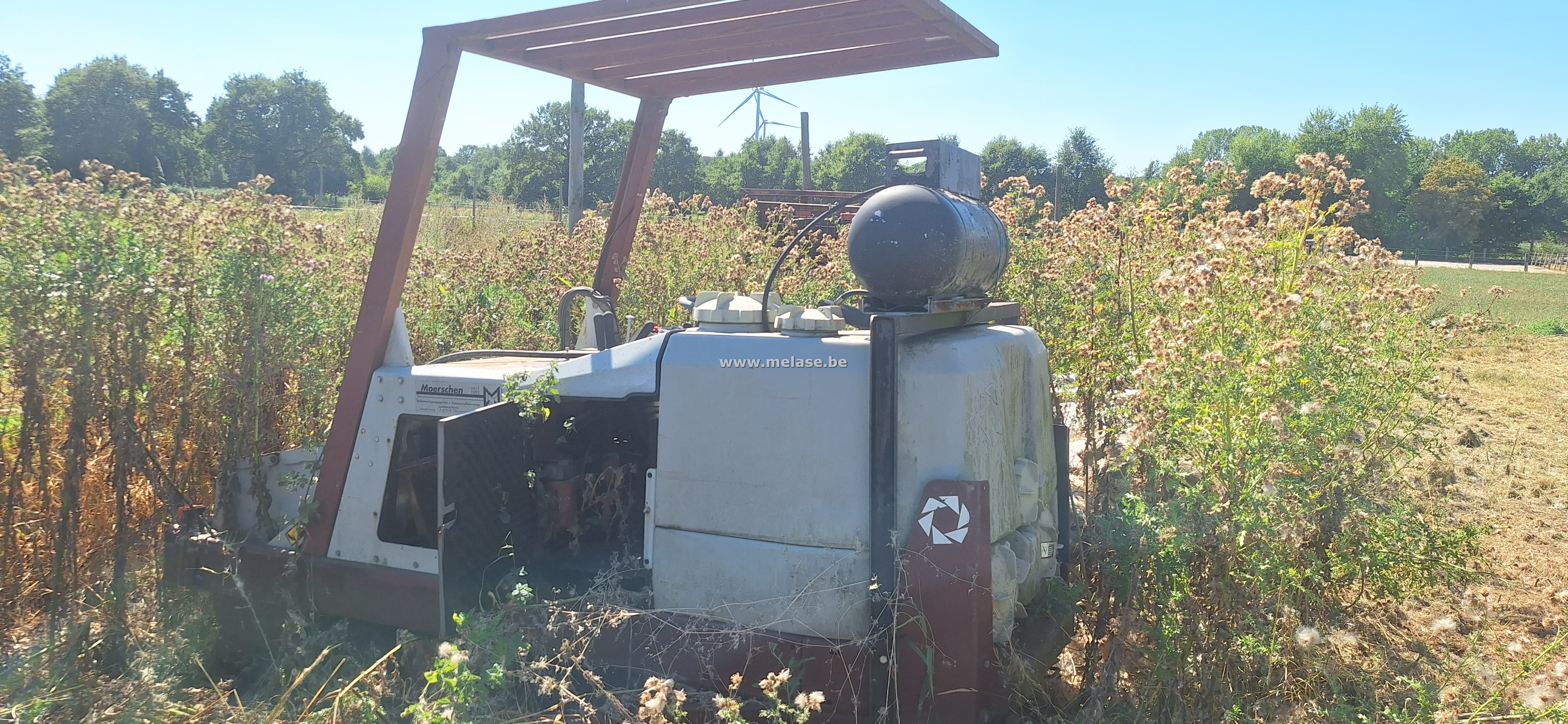 Oude asfaltmachine "Power Boss"