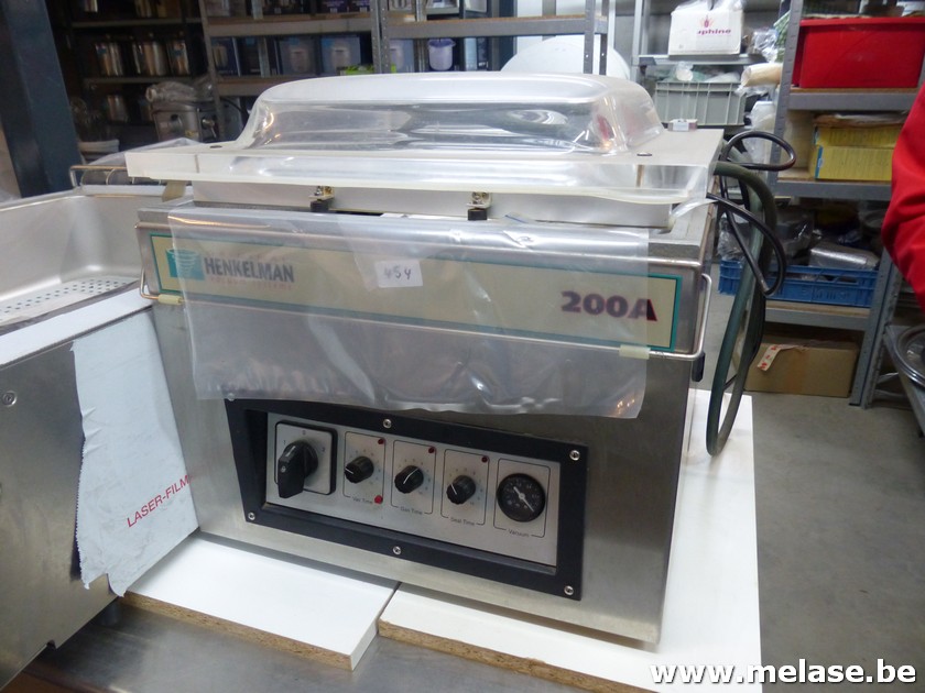 Vacuummachine "Henkelman 200"