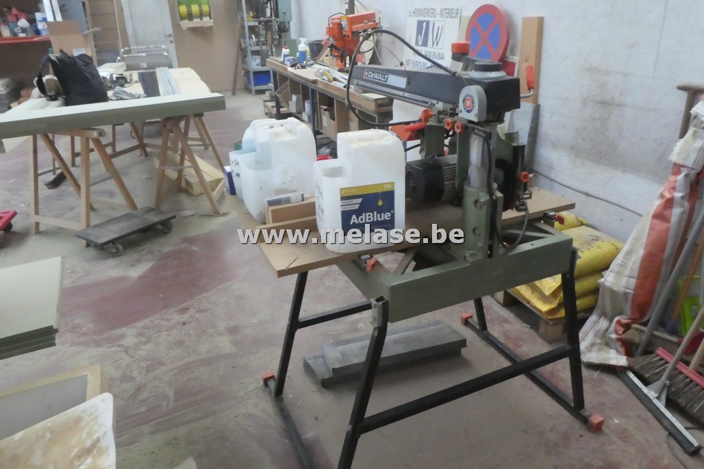 Radiaalzaag met onderstel "DeWalt 1501"