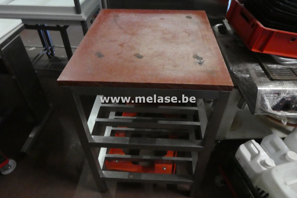 Inox werktafel met rood blad